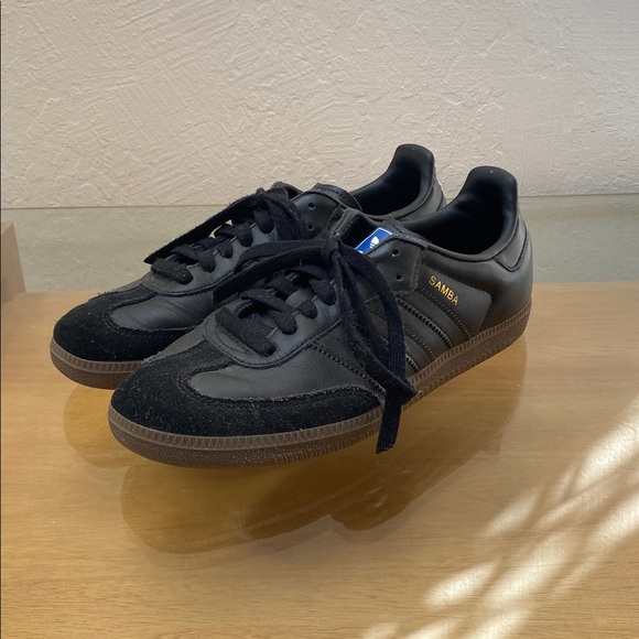 Adidas Women's Black Samba Sneakers with Gum Sole - Picture 9 of 11